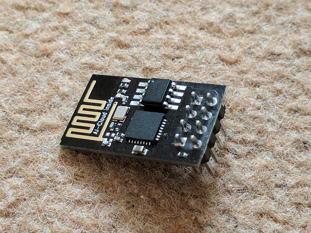 ESP-01.jpg