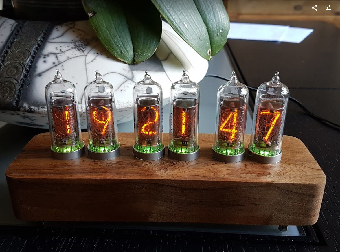 JG_nixie_clock.jpg