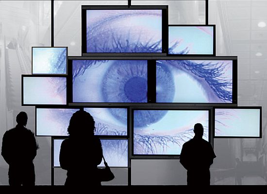photo_v-match_video-wall-eye-digital-signage-installation.jpg